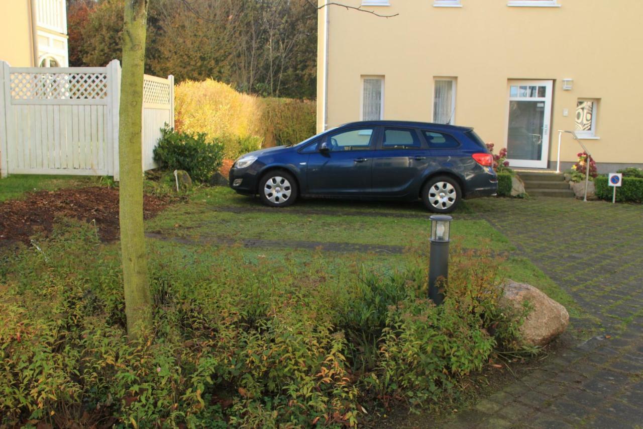 Auszeit Am Lindenpark Apartment Kuehlungsborn Exterior photo